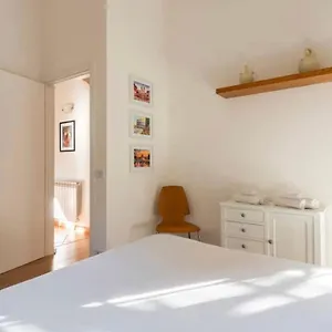  Casa vacanze Independent House With Private Patio In